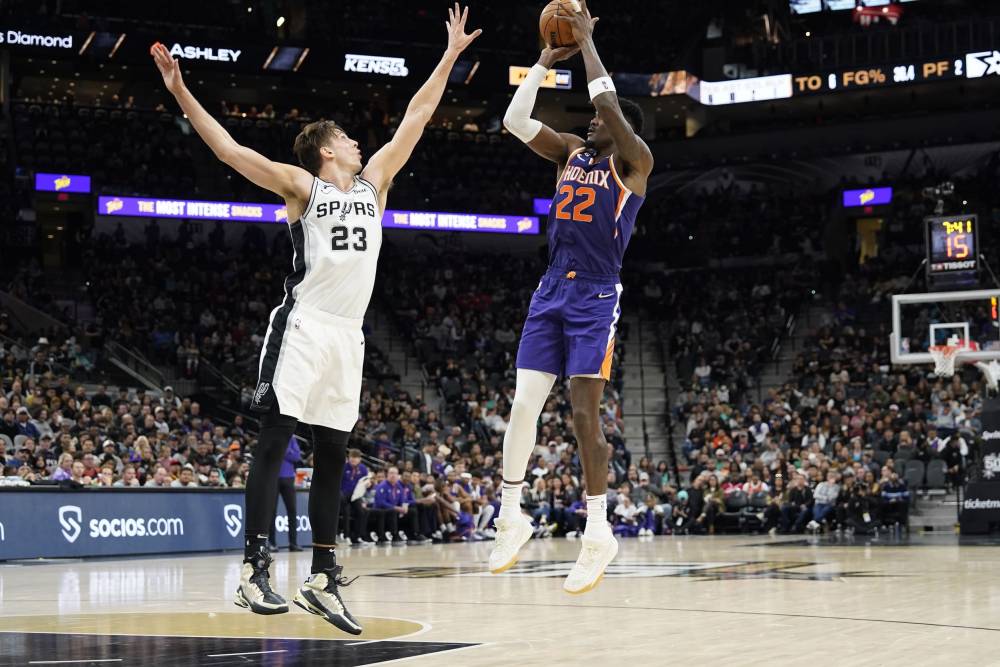 Suns vs Spurs Prediction NBA Experts Picks Tonight 4/4