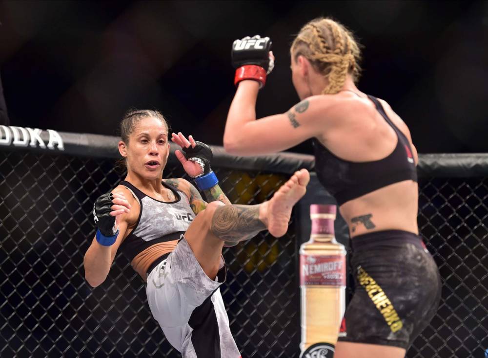 Liz Carmouche vs. DeAnna Bennett II Prediction Bellator 4/21
