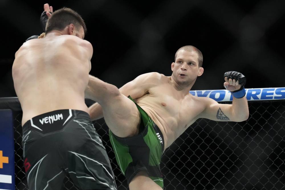 Court McGee vs Alex Morono Prediction UFC Picks 4/6