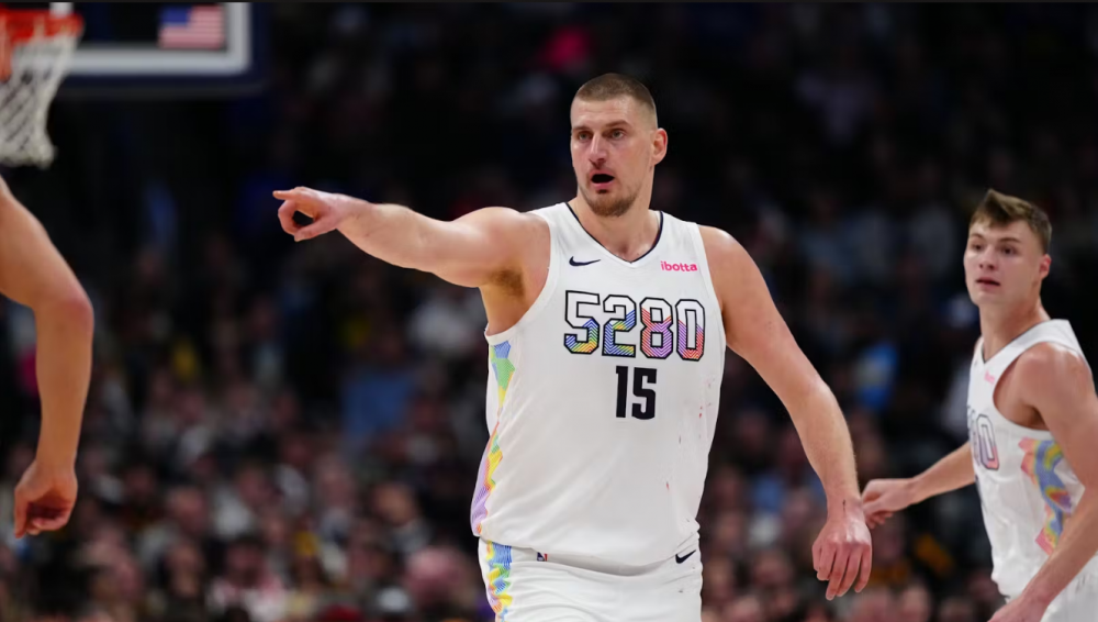 Nikola Jokic Player Prop Bet: Warriors vs Nuggets Prediction 4/4