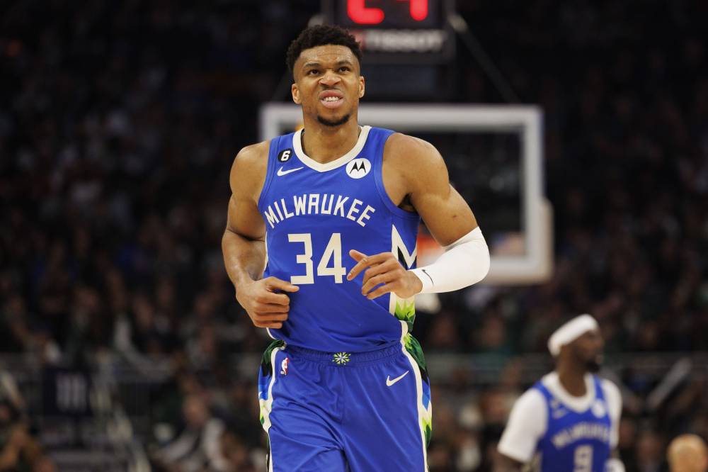 Bucks vs Spurs Prediction NBA Picks Today 12/19