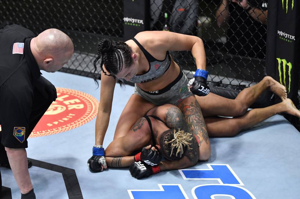 Casey O'Neil vs Ariane Lipski Prediction UFC 296 Picks 12/16