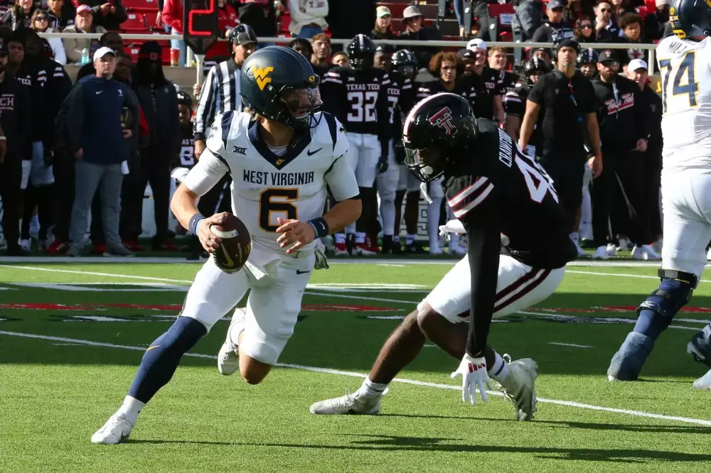 West Virginia vs Memphis Prediction Scooter's Coffee Frisco Bowl 12/17