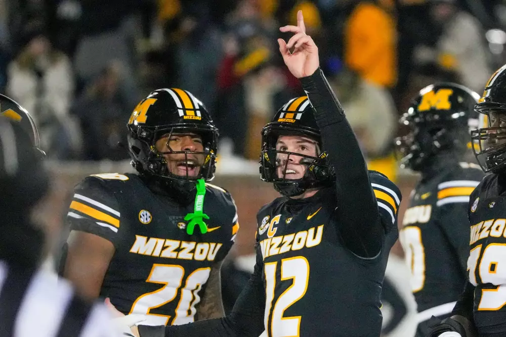 TransPerfect Music City Bowl: Iowa vs Missouri Prediction 12/30