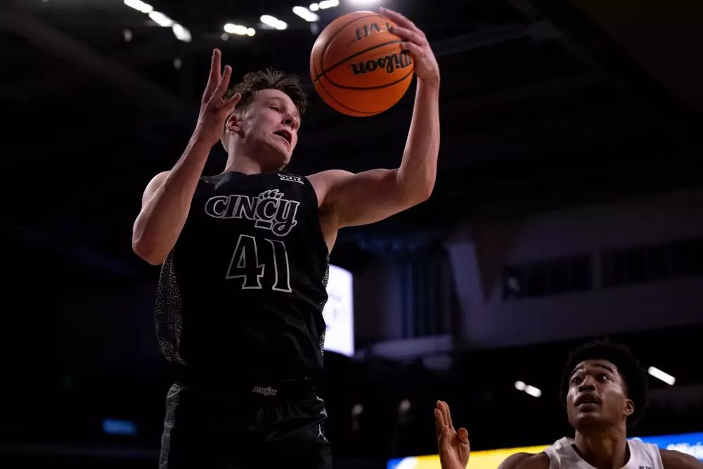 NCAAB Same Game Parlay: Dayton vs Cincinnati 12/20