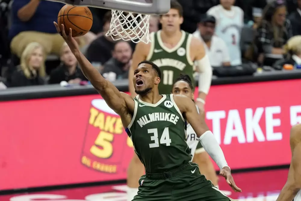 Bucks vs Thunder: Giannis Antetokounmpo Player Prop Bet NBA 2/3
