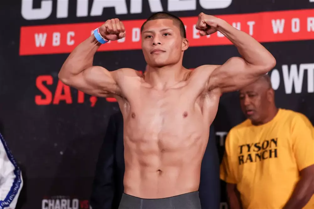 Isaac Pitbull Cruz vs Jose Valenzuela Prediction WBA Junior Welterweight Title 8/3