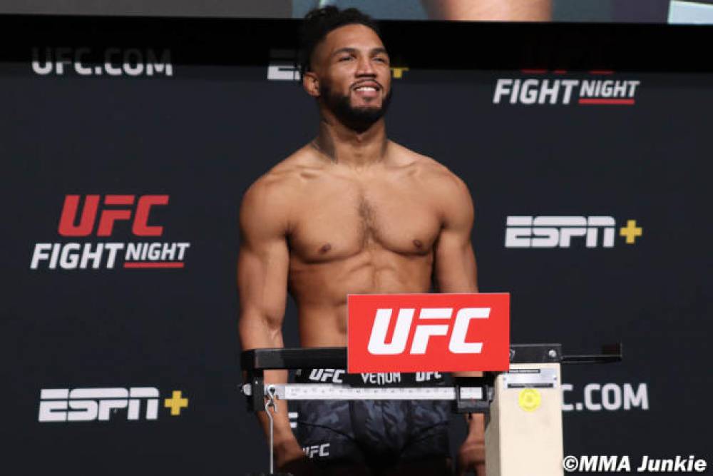 Kevin Lee vs Rinat Fakhretdinov Prediction UFC Picks 7/1