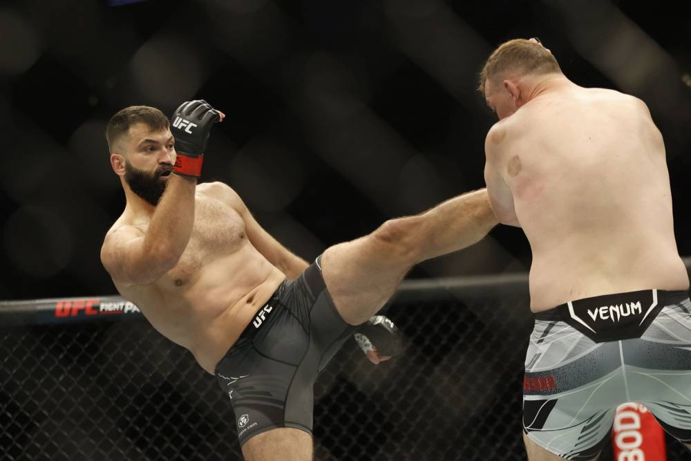 Andrei Arlovski vs Don'tale Mayes Prediction UFC Picks 6/3