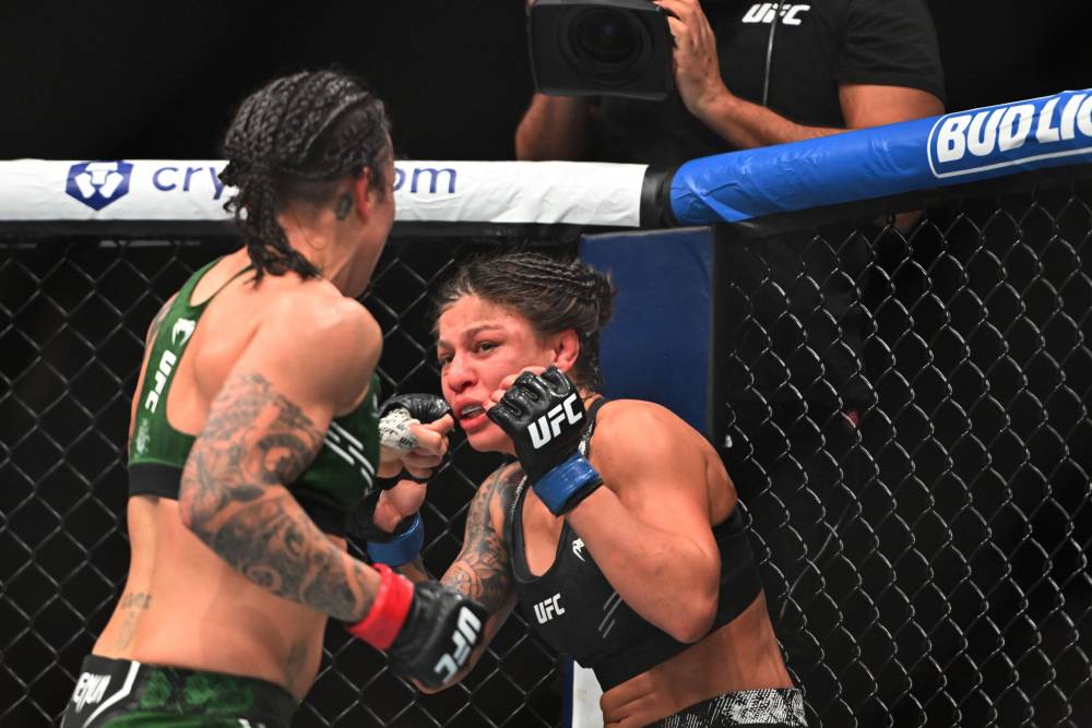 Mayra Bueno Silva vs Macy Chiasson Prediction UFC 303 Picks