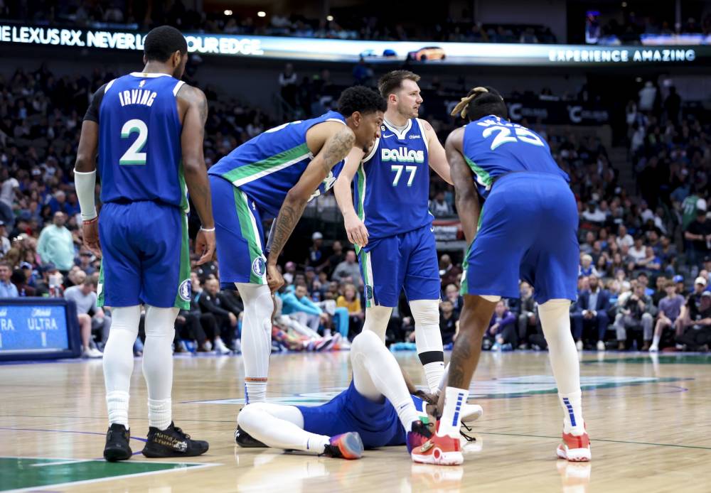 Mavericks vs Hornets NBA Picks Experts Predictions and 3/25