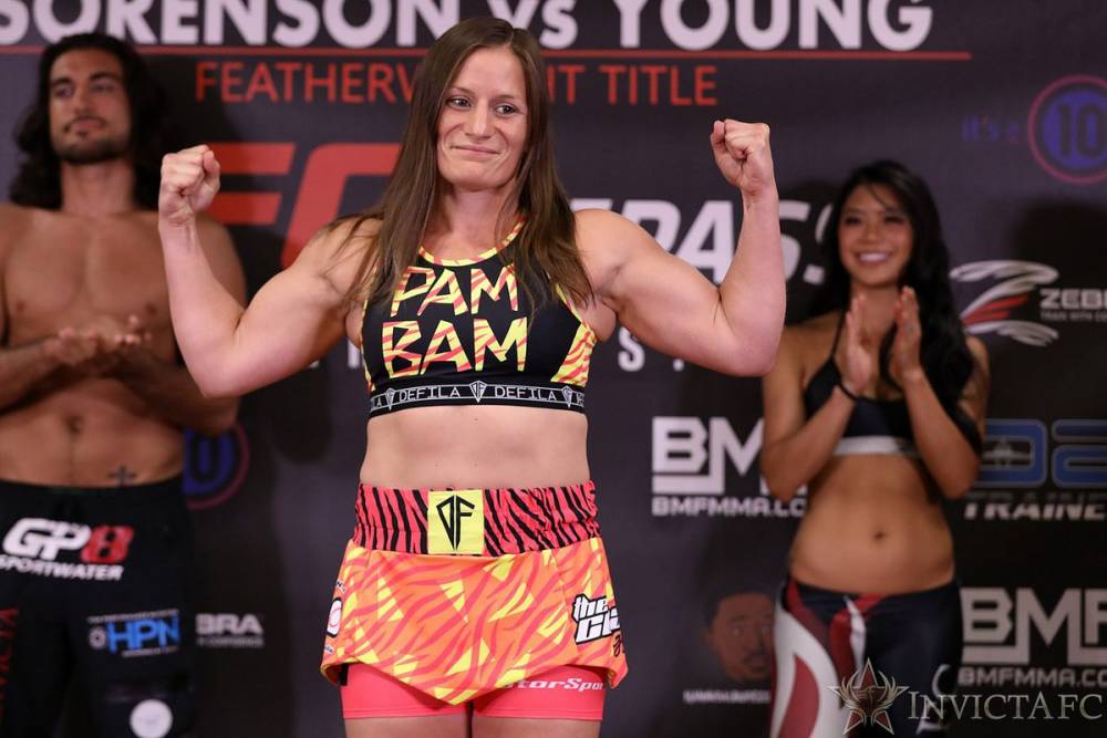 Pam Sorenson vs Sara Collins Prediction Bellator 293 Picks