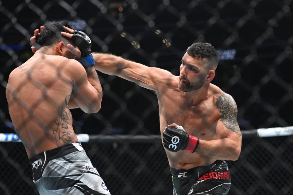 Chris Weidman vs Bruno Silva Prediction UFC Picks 3/30