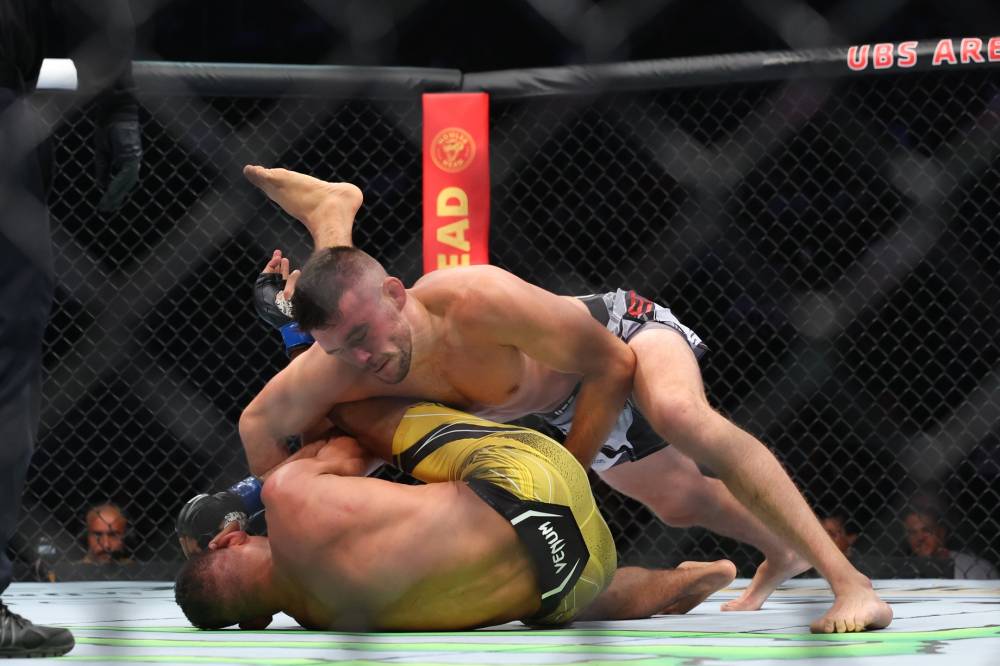 Bill Algeo vs Kyle Nelson Predicton UFC Picks 3/30