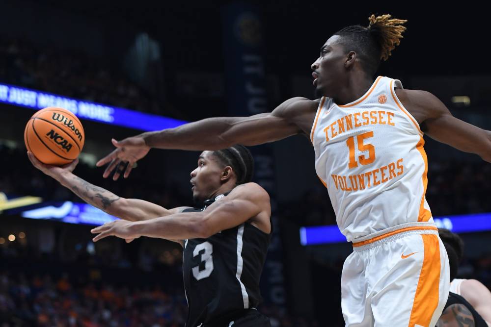 Tennessee vs Saint Peter's Prediction NCAAB Picks 3/21