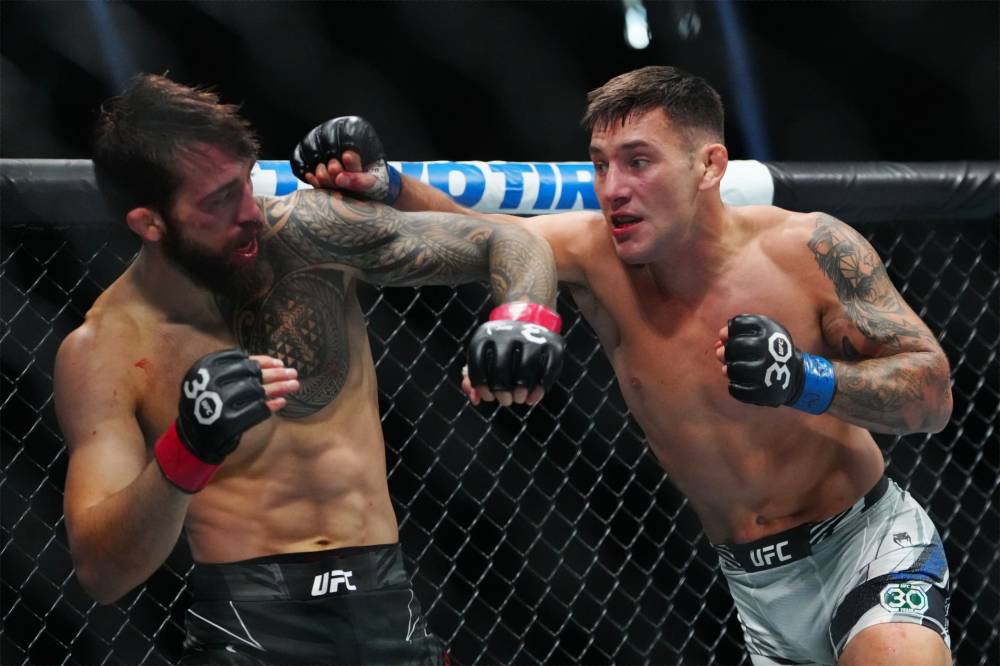 Terrance McKinney vs Esteban Ribovics Prediction UFC 5/11