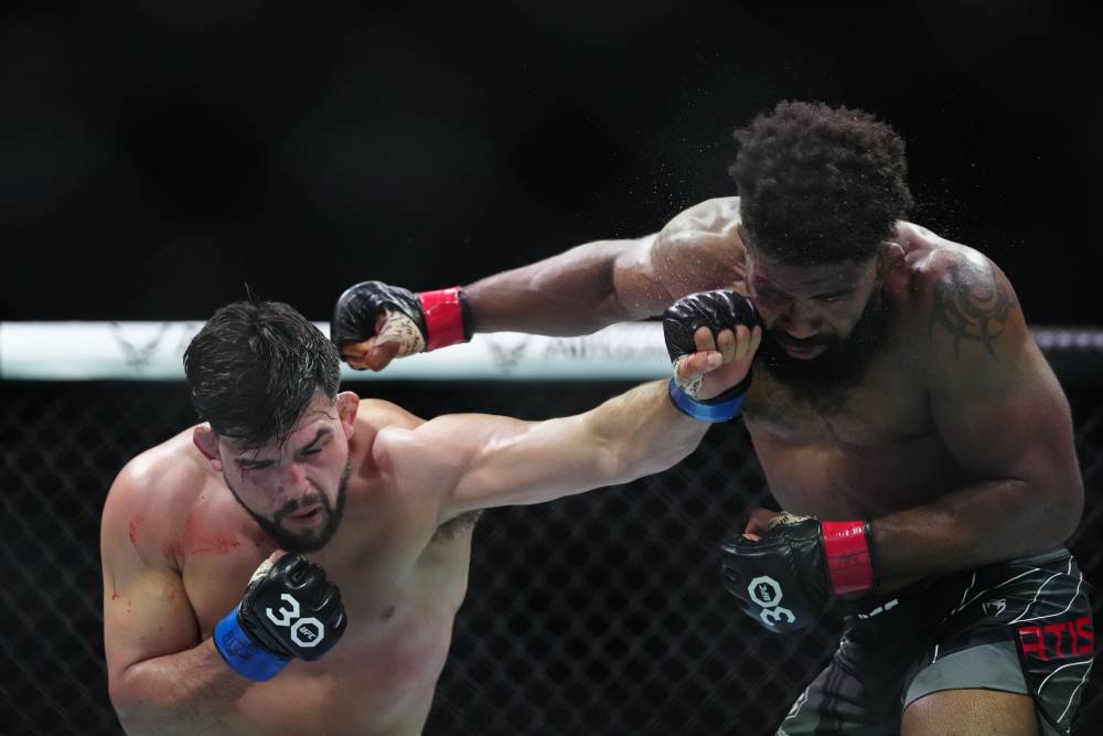 Kelvin Gastelum vs Sean Brady Prediction UFC Picks 12/2