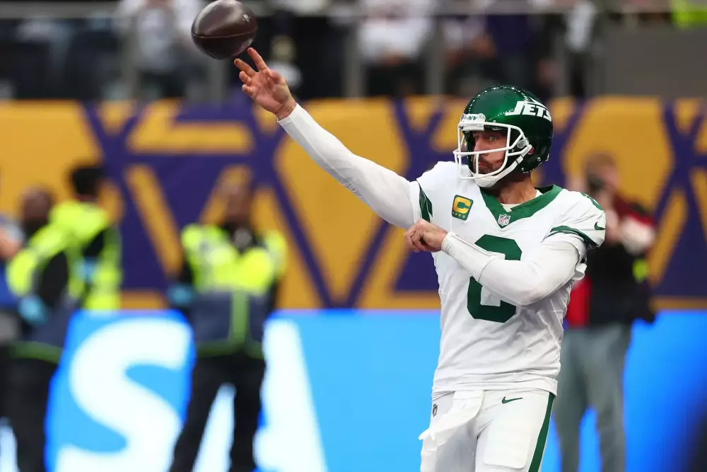 NFL Player Prob Bets Aaron Rodgers vs Bills on MNF 10/14