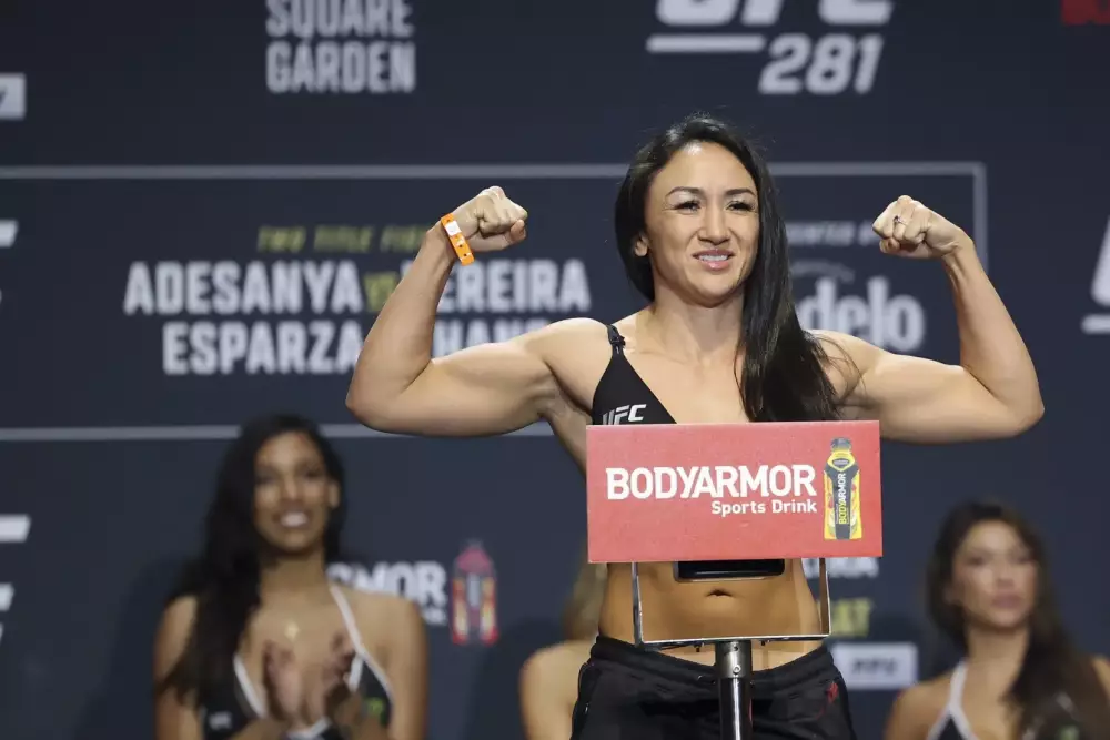 Carla Esparza vs Tecia Pennington Prediction UFC 307 10/5