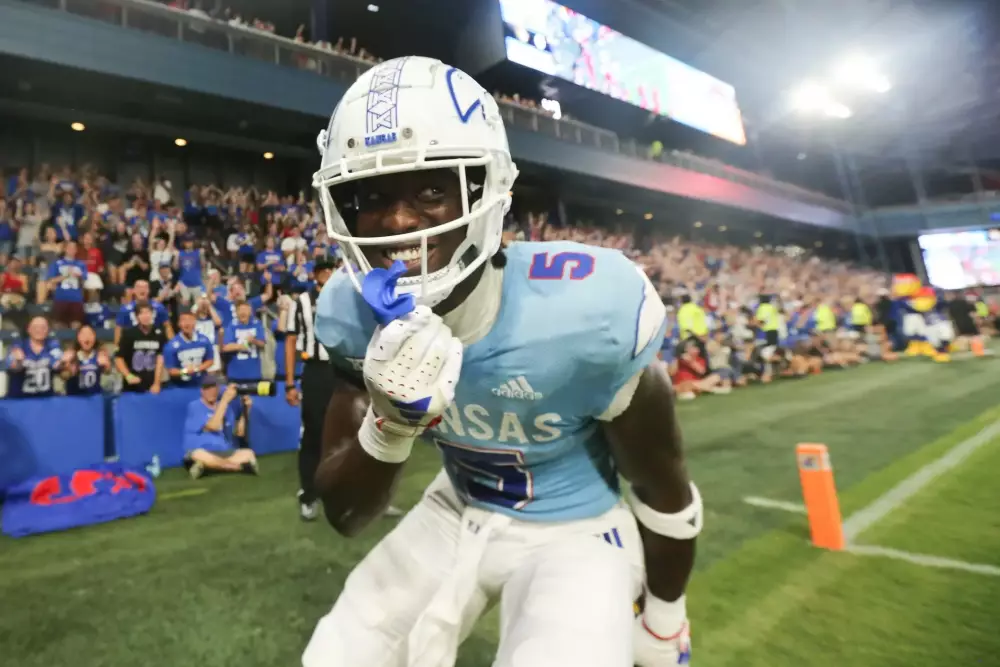 39-1 Record Expert Reveals Illinois vs Kansas Prediction 9/7 – Tap to Win!