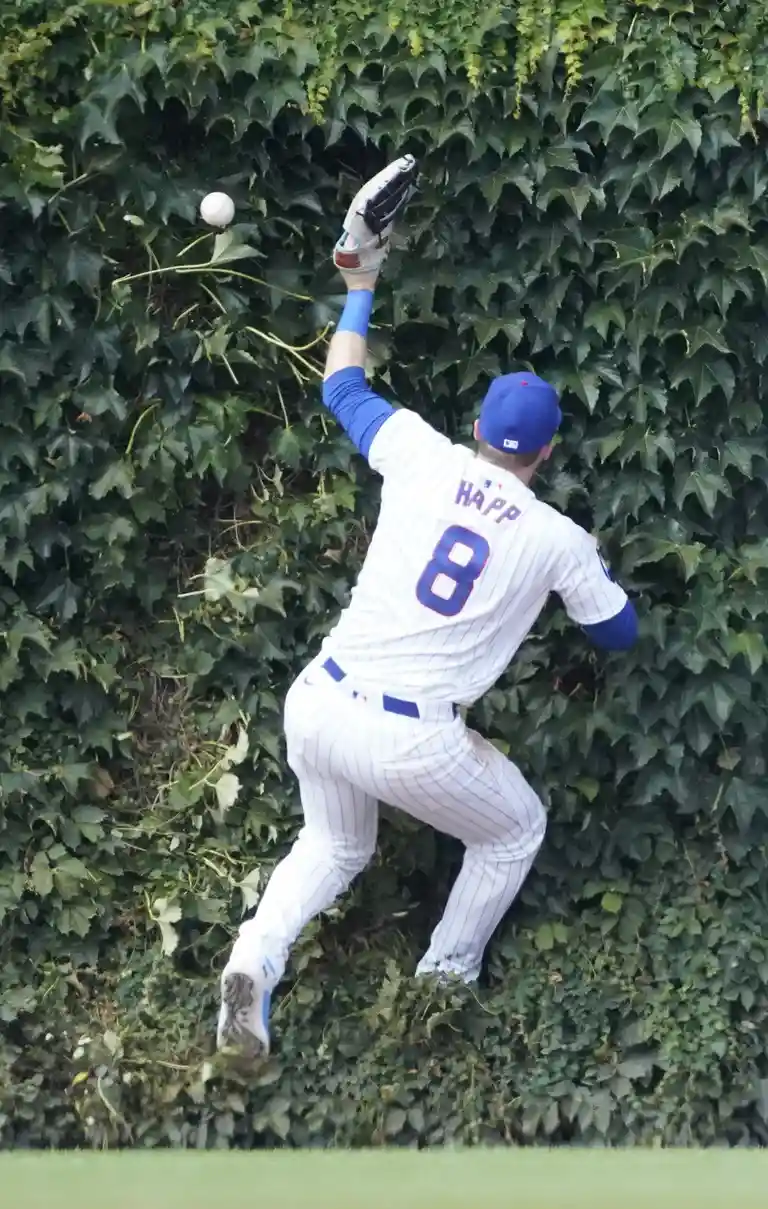 Ian Happ Player Props: Cardinals vs Cubs 8/4