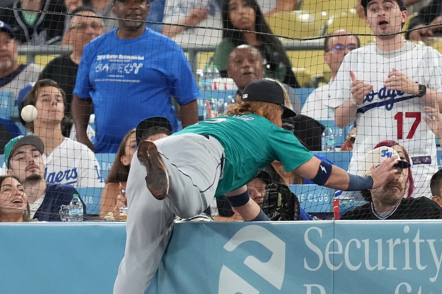 Justin Turner Player Props Prediction: Giants vs Mariners