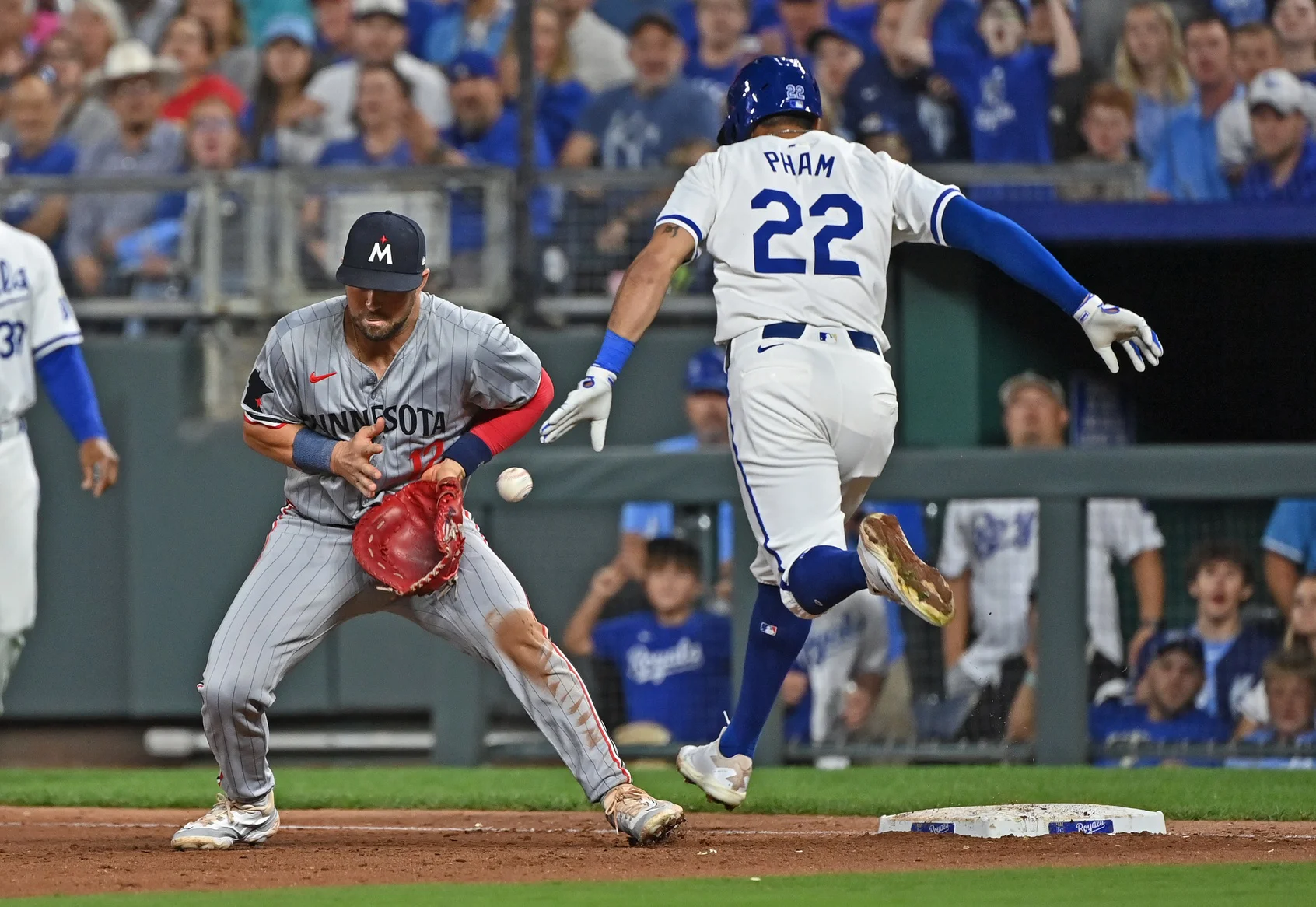 Cash this Kyle Farmer Prop vs Angels 9/1