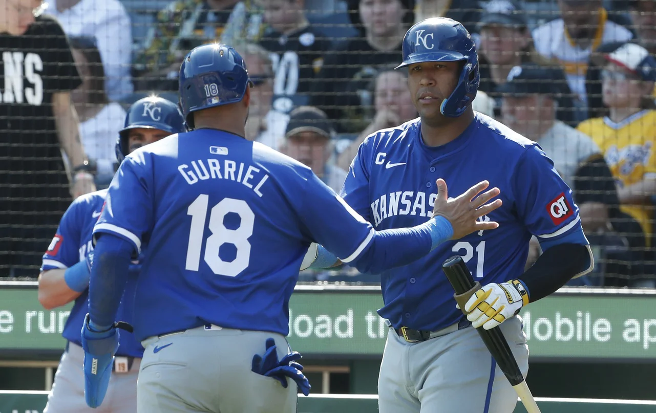 Cash This Yuli Gurriel Prop vs Royals 9/1