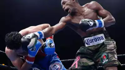 Boxing Experts Predictions: Erislandy Lara vs Danny Garcia 9/14