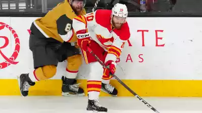 Flames vs Golden Knights: NHL Picks and Predictions - 3/25