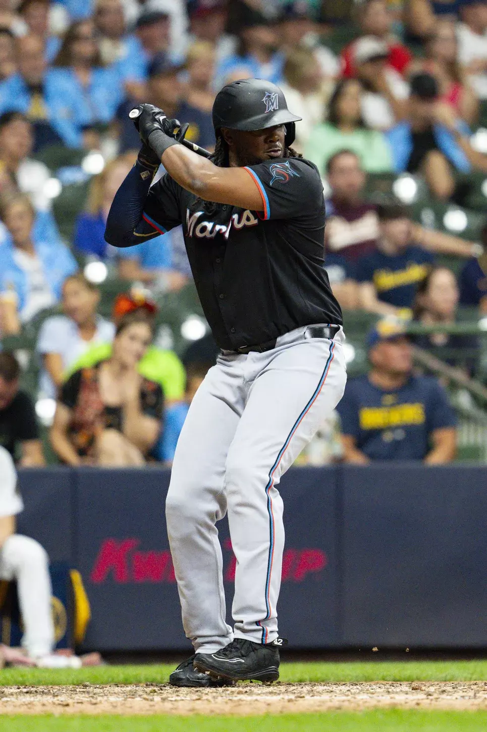 Josh Bell Player Props: Diamondbacks vs Pirates 8/2