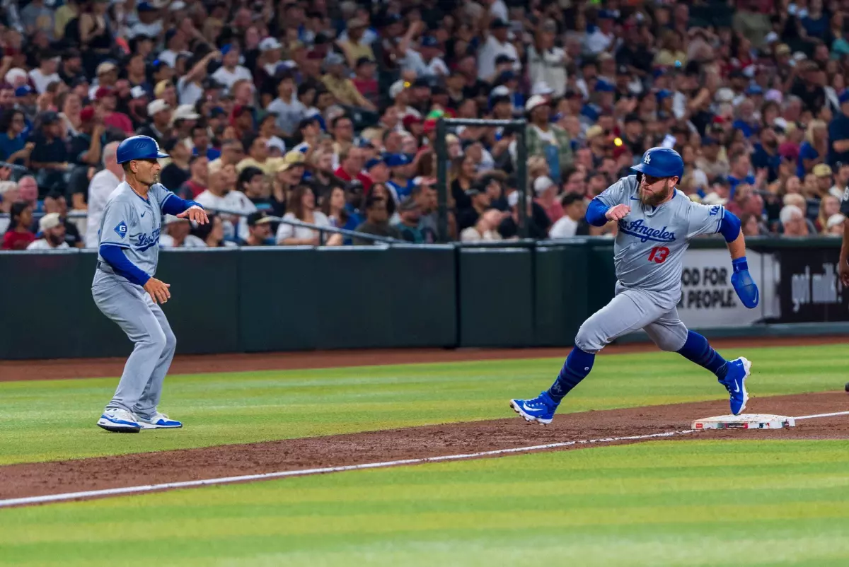 Max Muncy Player Props Prediction: Dodgers vs Diamondbacks
