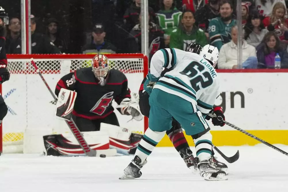 Sharks vs Hurricanes Prediction NHL Picks Today 11/17