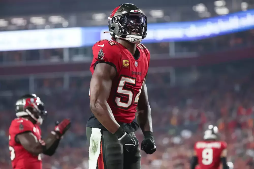 Buccaneers vs Commanders Over Under Prediction NFL 9/8