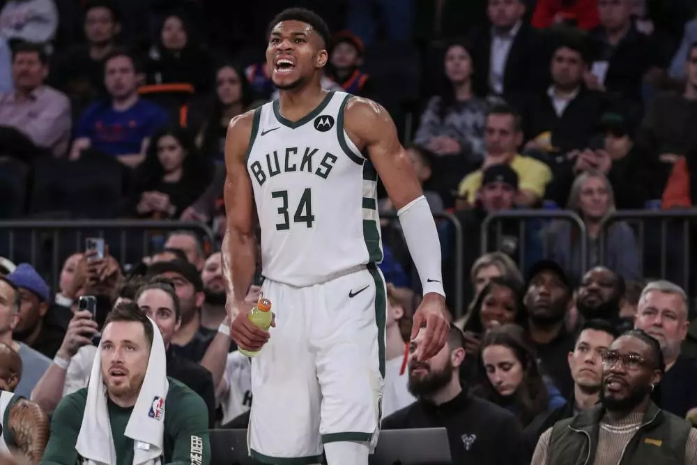 Knicks vs Bucks Prediction NBA Picks Today 12/25