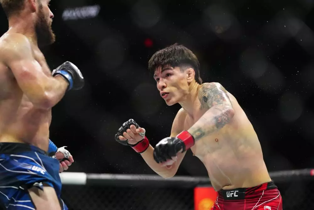Ignacio Bahamondes vs Ludovit Klein Prediction UFC Picks 8/5