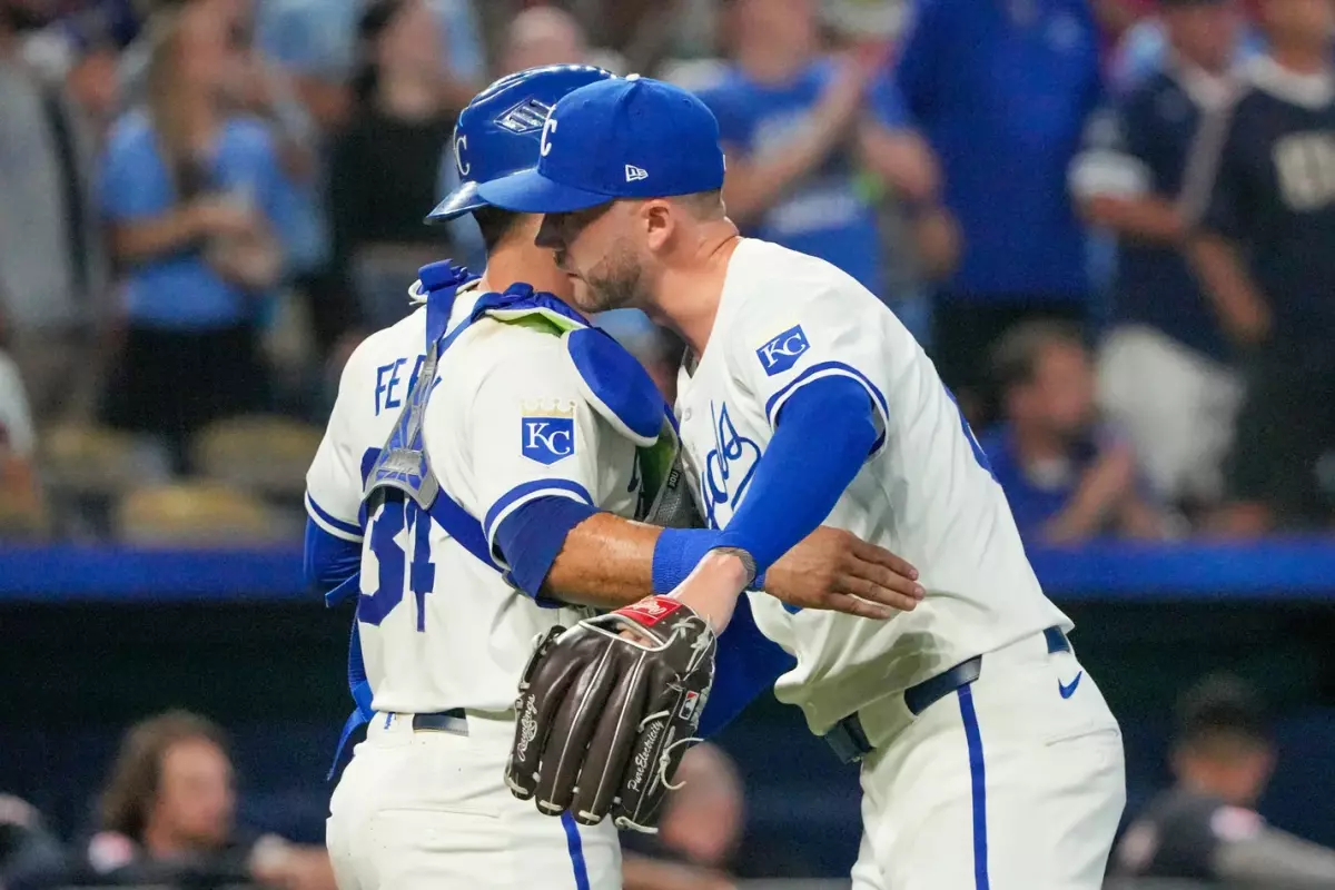 Cash this Freddy Fermin Prop vs Royals 9/1