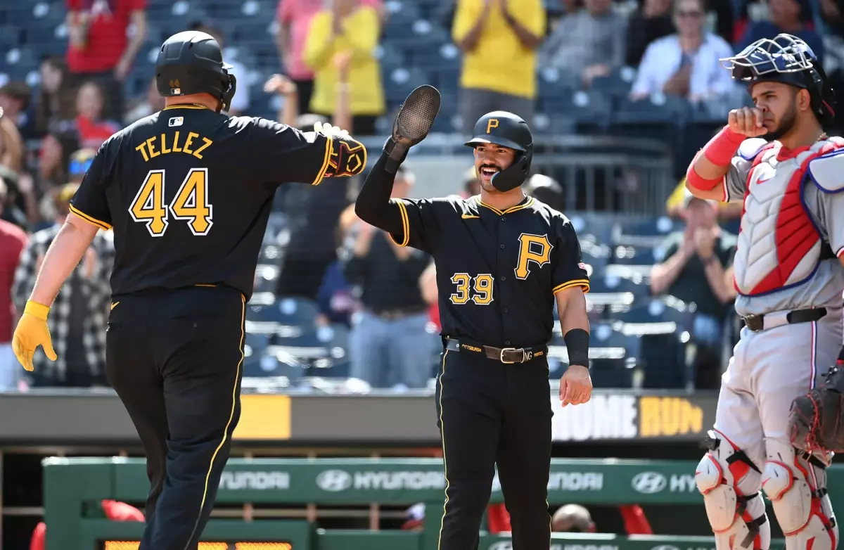 Cash this Rowdy Tellez Prop vs Pirates 9/1