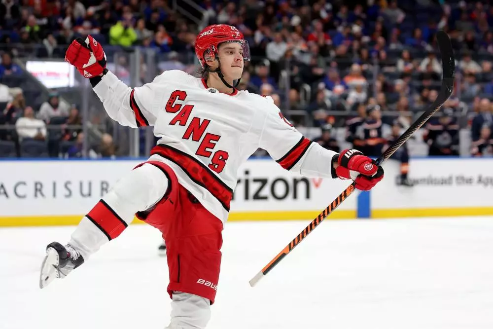 Hurricanes vs Islanders Prediction NHL Experts Picks 4/2