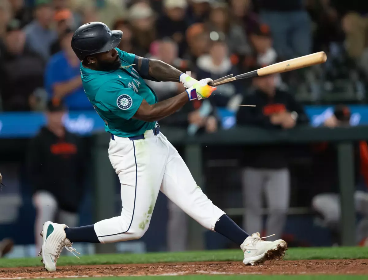 Randy Arozarena Player Props Prediction: Giants vs Mariners