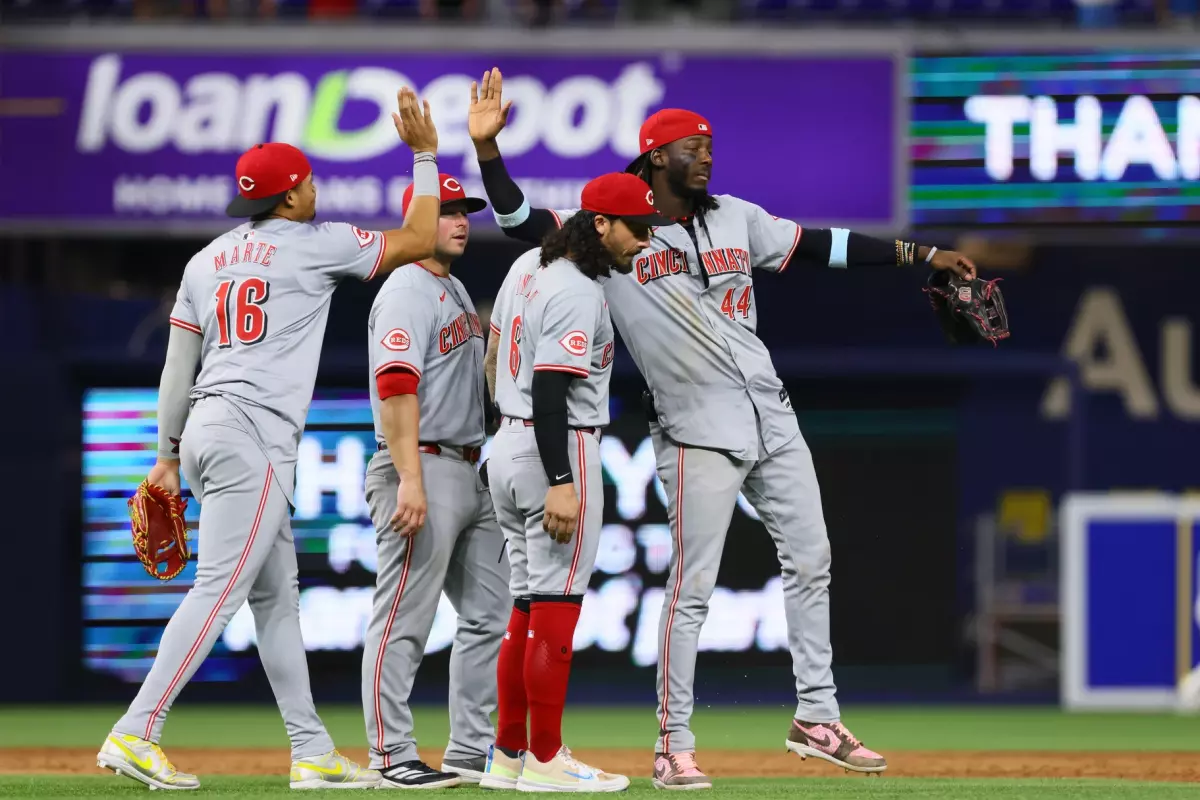 Noelvi Marte Player Props: Reds vs Marlins 8/6