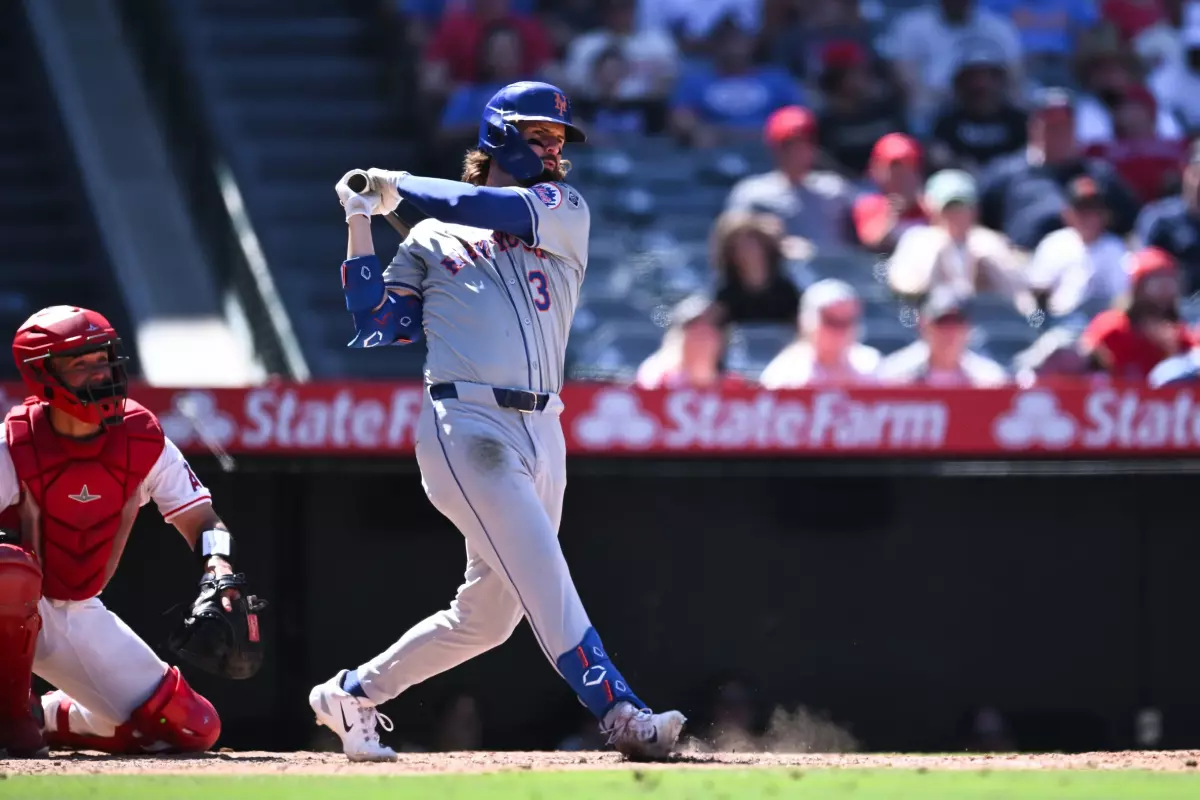 Jesse Winker Player Props: Mets vs Cardinals