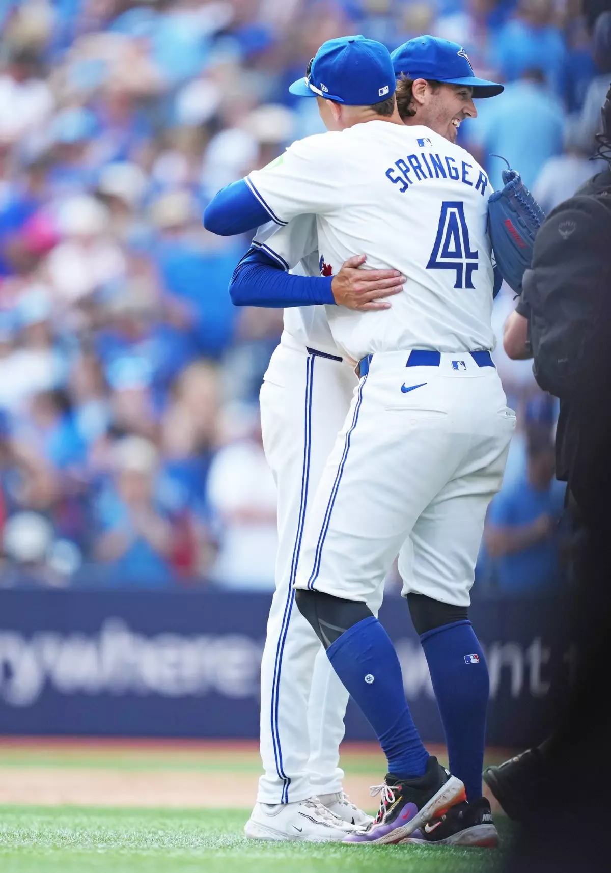 MLB Player Props Betting Forecast: Texas Rangers vs Toronto Blue Jays