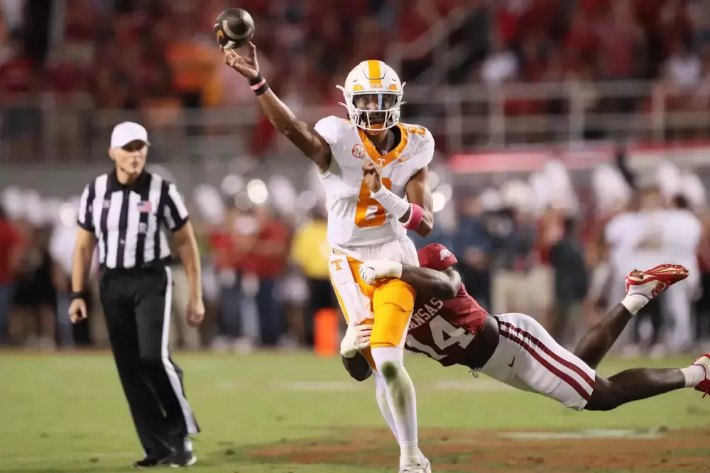 NCAAF Player Prop Predictions for Nico Iamaleava vs Florida 10/12