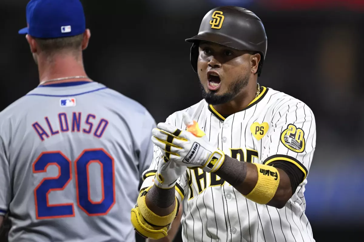 Luis Arraez Player Props Prediction: Mets vs Padres