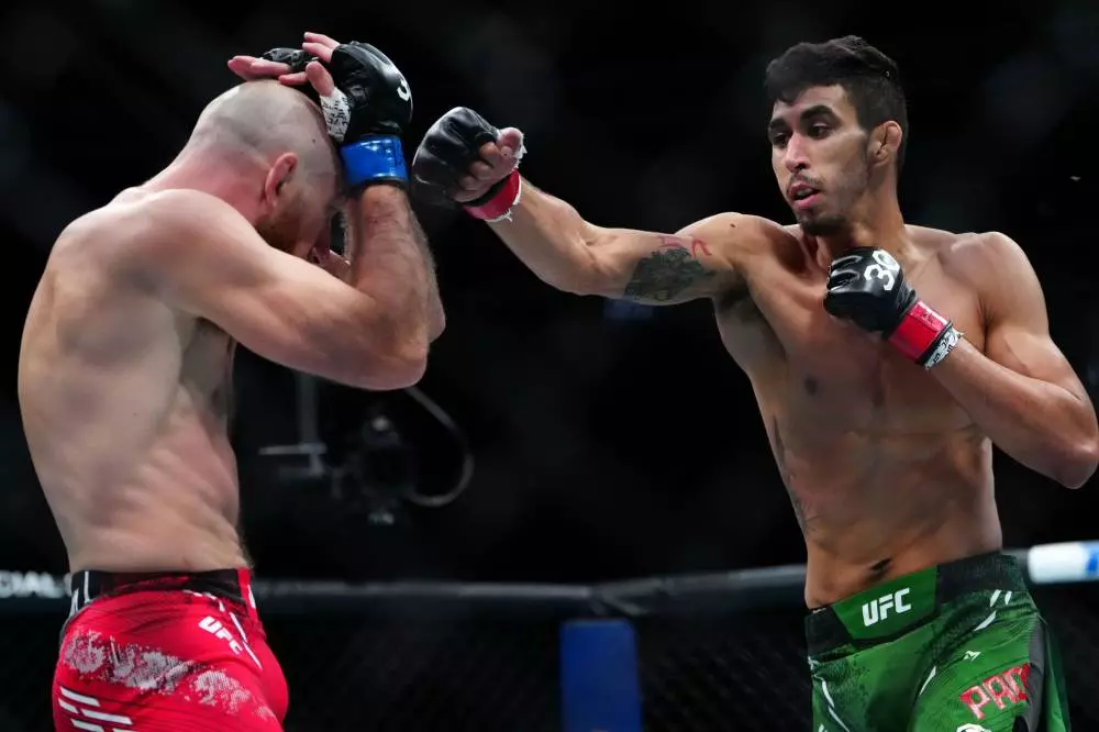 Fernando Padilla vs Luis Pajuelo Prediction UFC Picks 3/23