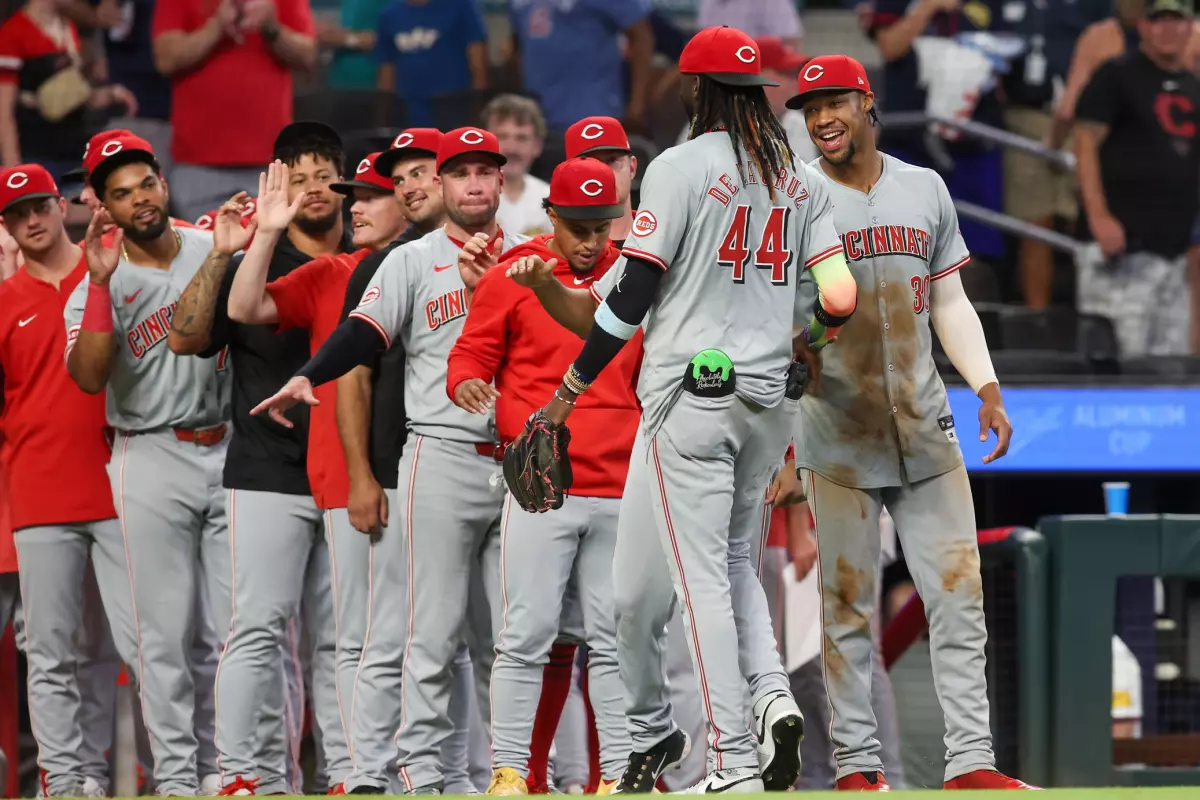 Elly De La Cruz MLB Props - Reds vs Braves 7/23