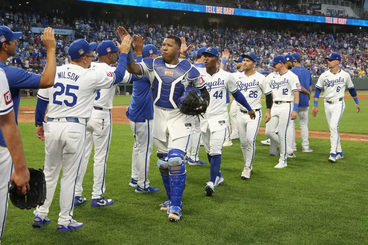 Salvador Perez's MLB Props - Diamondbacks vs Royals 7/22