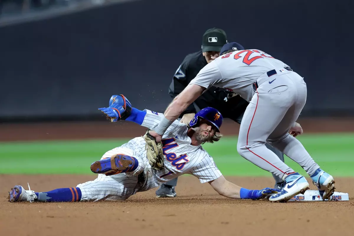 Unlock This Romy Gonzalez Prop vs Red Sox 9/1