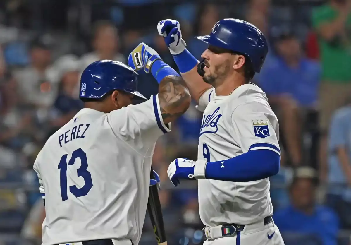 Vinnie Pasquantino Player Props: Red Sox vs Royals 8/6